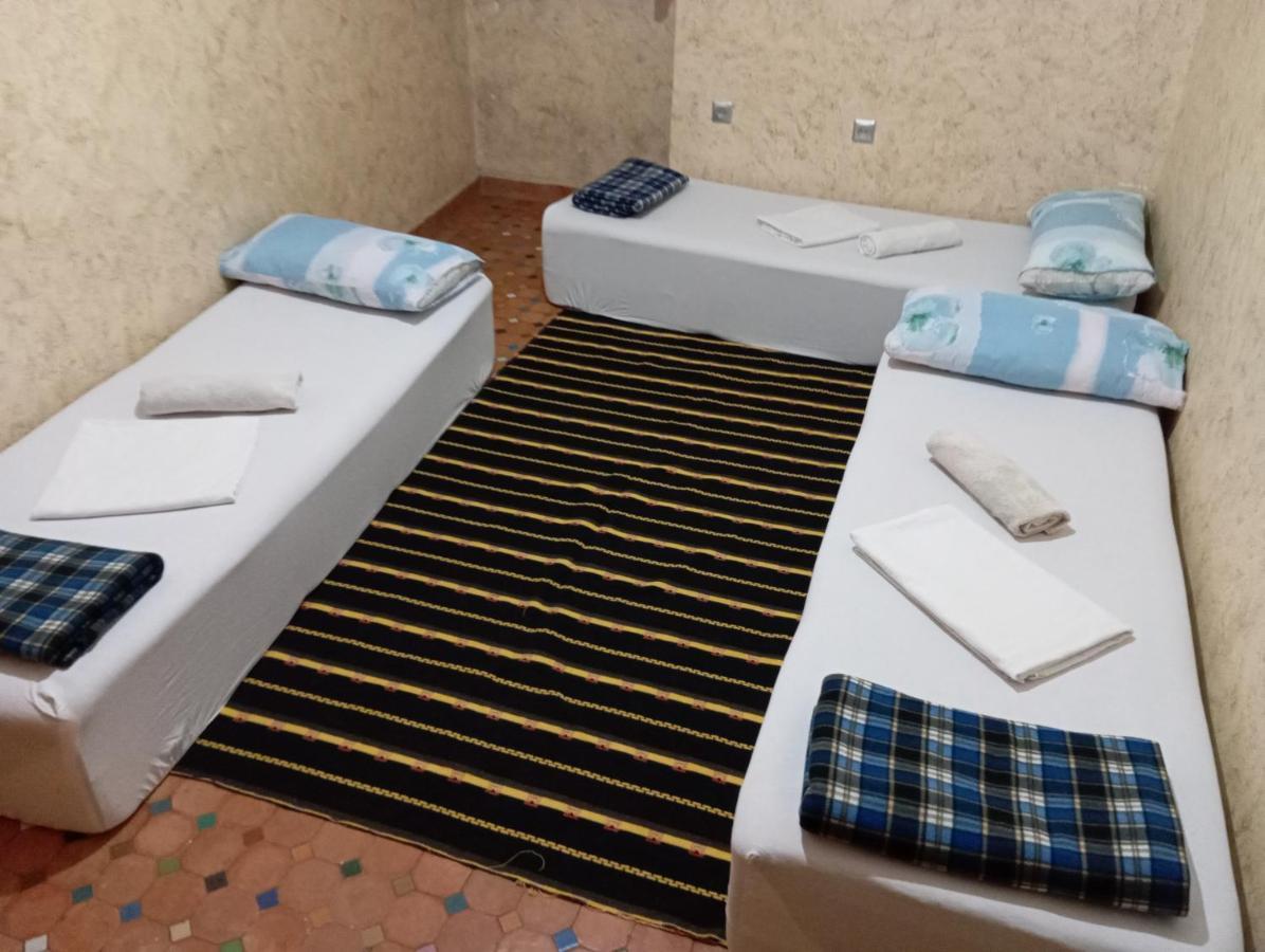Auberge de jeunesse Kayezer *