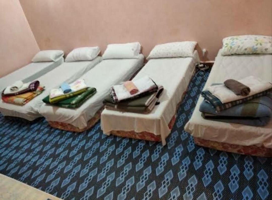 Kayezer Auberge de jeunesse *